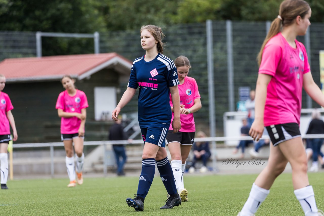 Bild 178 - wCJ Osterroenfelder TSV - VfL Pinneberg : Ergebnis: 0:15